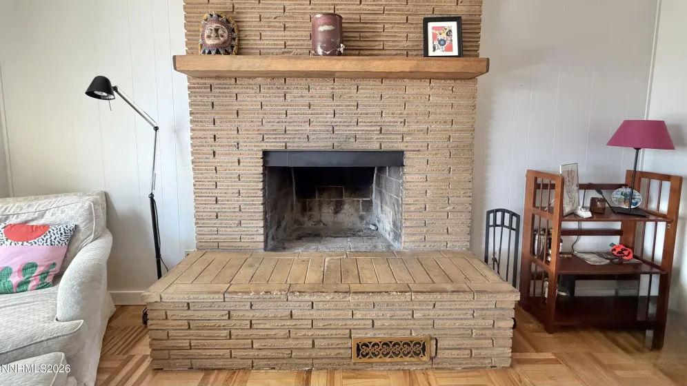 525 Taylor, Reno, Nevada 89502, 2 Bedrooms Bedrooms, ,1 BathroomBathrooms,Residential,Residential,Taylor,260005010