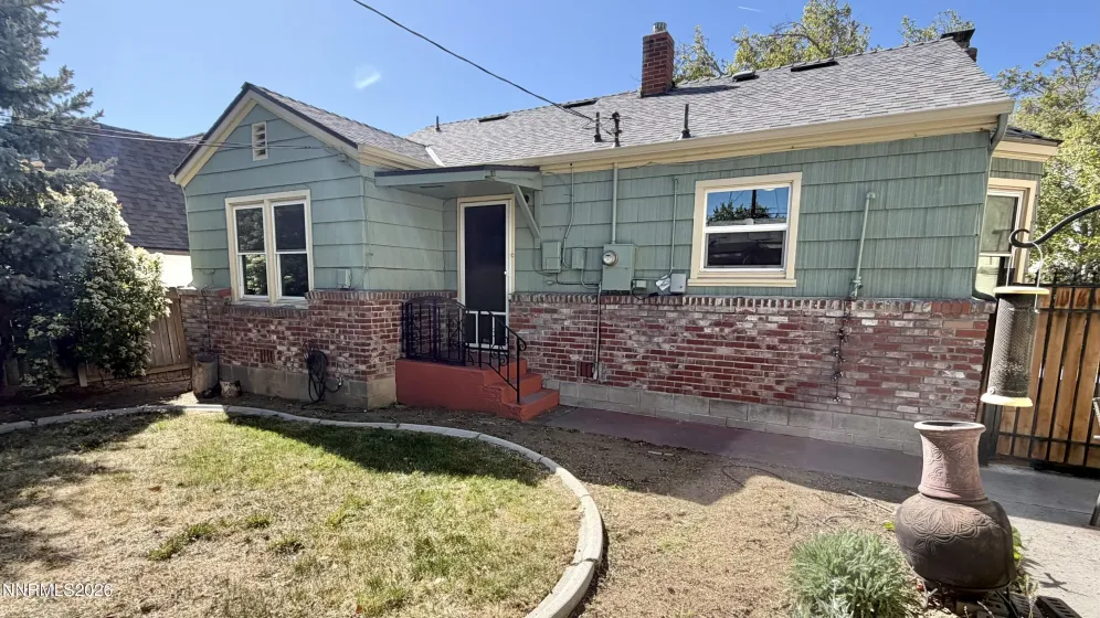 525 Taylor, Reno, Nevada 89502, 2 Bedrooms Bedrooms, ,1 BathroomBathrooms,Residential,Residential,Taylor,260005010