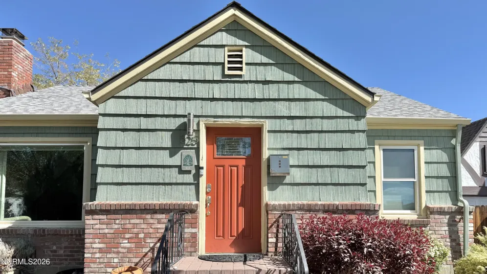 525 Taylor, Reno, Nevada 89502, 2 Bedrooms Bedrooms, ,1 BathroomBathrooms,Residential,Residential,Taylor,260005010