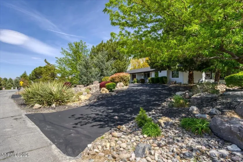 5540 Hidden Valley, Reno, Nevada 89502, 3 Bedrooms Bedrooms, ,3 BathroomsBathrooms,Residential,Residential,Hidden Valley,260005013