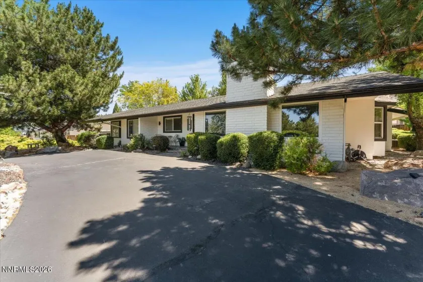5540 Hidden Valley, Reno, Nevada 89502, 3 Bedrooms Bedrooms, ,3 BathroomsBathrooms,Residential,Residential,Hidden Valley,260005013