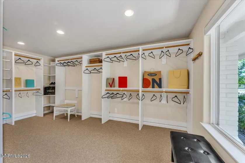 5540 Hidden Valley, Reno, Nevada 89502, 3 Bedrooms Bedrooms, ,3 BathroomsBathrooms,Residential,Residential,Hidden Valley,260005013