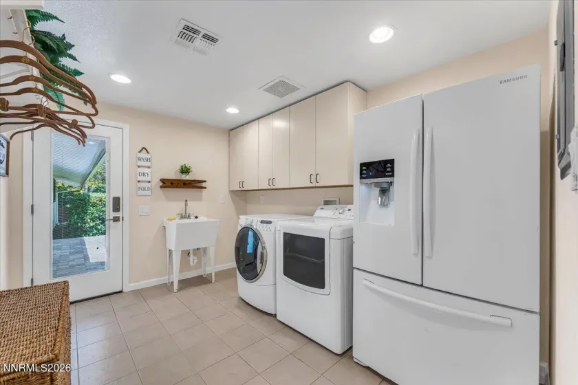 5540 Hidden Valley, Reno, Nevada 89502, 3 Bedrooms Bedrooms, ,3 BathroomsBathrooms,Residential,Residential,Hidden Valley,260005013