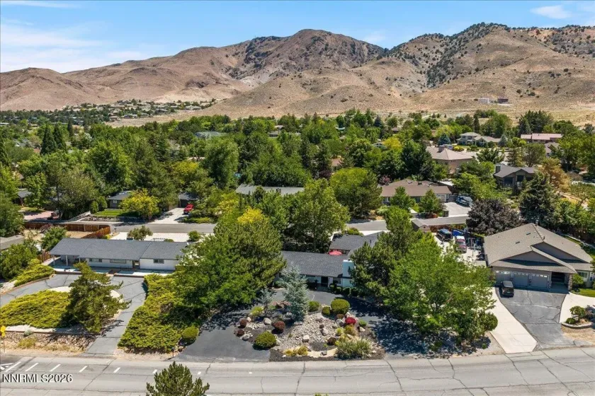 5540 Hidden Valley, Reno, Nevada 89502, 3 Bedrooms Bedrooms, ,3 BathroomsBathrooms,Residential,Residential,Hidden Valley,260005013