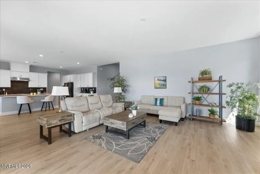 11599 Vinegar Peak, Sparks, Nevada 89441, 5 Bedrooms Bedrooms, ,4 BathroomsBathrooms,Residential,Residential,Vinegar Peak,260005020