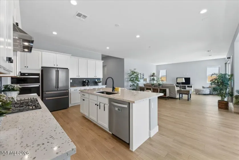 11599 Vinegar Peak, Sparks, Nevada 89441, 5 Bedrooms Bedrooms, ,4 BathroomsBathrooms,Residential,Residential,Vinegar Peak,260005020