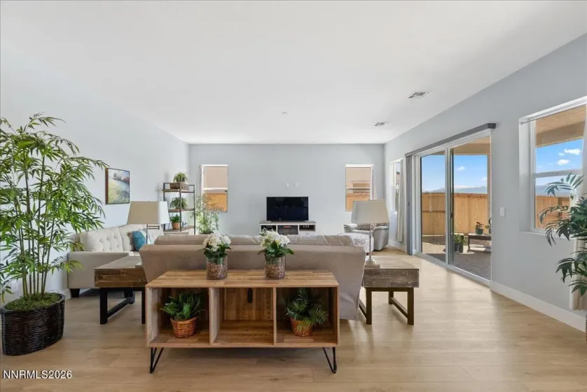 11599 Vinegar Peak, Sparks, Nevada 89441, 5 Bedrooms Bedrooms, ,4 BathroomsBathrooms,Residential,Residential,Vinegar Peak,260005020