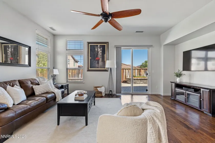 455 Cortono, Reno, Nevada 89521, 4 Bedrooms Bedrooms, ,2 BathroomsBathrooms,Residential,Residential,Cortono,260005023