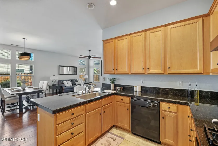 455 Cortono, Reno, Nevada 89521, 4 Bedrooms Bedrooms, ,2 BathroomsBathrooms,Residential,Residential,Cortono,260005023