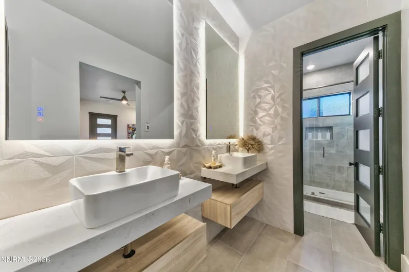 5375 Mountain Creek, Reno, Nevada 89511, 5 Bedrooms Bedrooms, ,7 BathroomsBathrooms,Residential,Residential,Mountain Creek,260005024