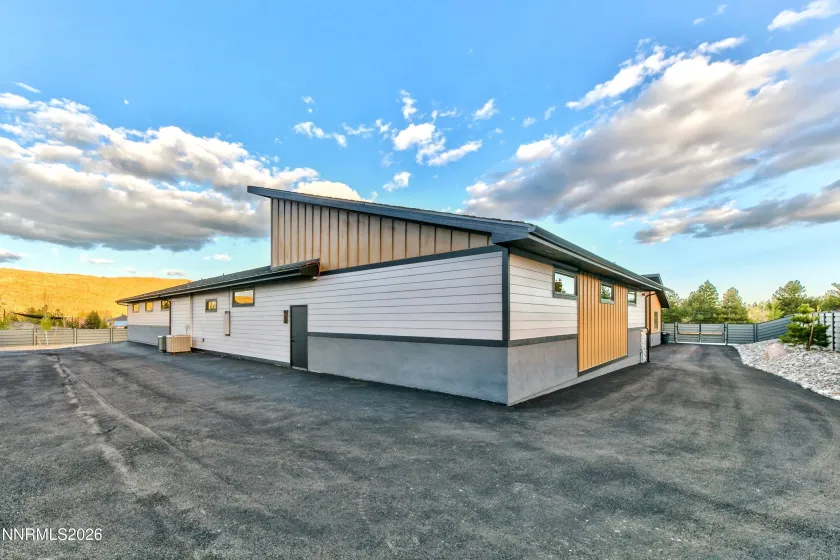 5375 Mountain Creek, Reno, Nevada 89511, 5 Bedrooms Bedrooms, ,7 BathroomsBathrooms,Residential,Residential,Mountain Creek,260005024