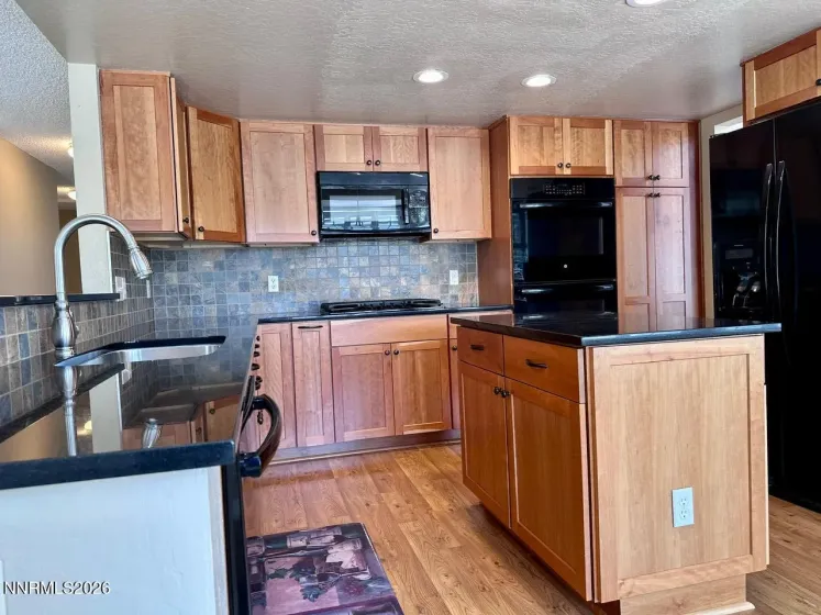 6477 Valley Wood, Reno, Nevada 89523, 4 Bedrooms Bedrooms, ,3 BathroomsBathrooms,Residential,Residential,Valley Wood,260005025