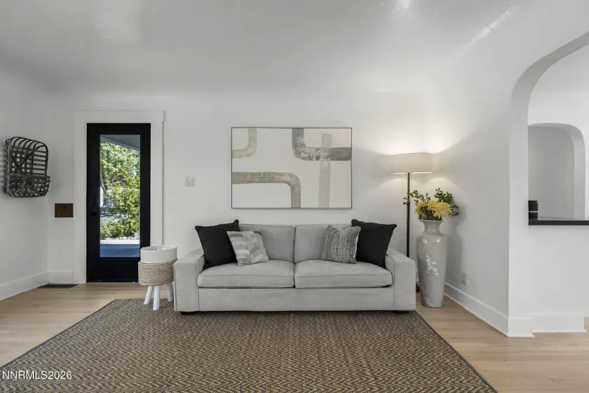 740 Manor, Reno, Nevada 89509, 4 Bedrooms Bedrooms, ,2 BathroomsBathrooms,Residential,Residential,Manor,260005029