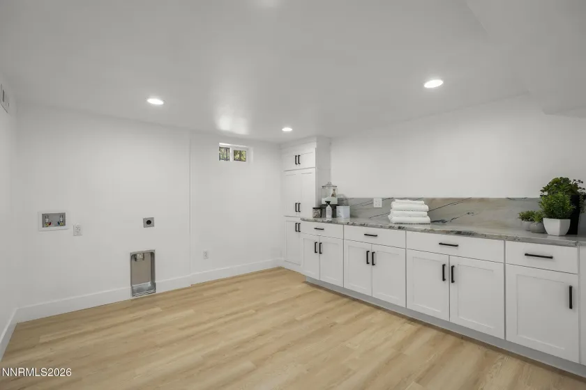 740 Manor, Reno, Nevada 89509, 4 Bedrooms Bedrooms, ,2 BathroomsBathrooms,Residential,Residential,Manor,260005029