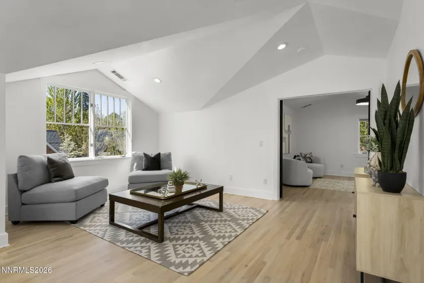 740 Manor, Reno, Nevada 89509, 4 Bedrooms Bedrooms, ,2 BathroomsBathrooms,Residential,Residential,Manor,260005029