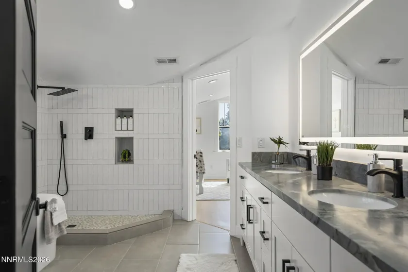 740 Manor, Reno, Nevada 89509, 4 Bedrooms Bedrooms, ,2 BathroomsBathrooms,Residential,Residential,Manor,260005029