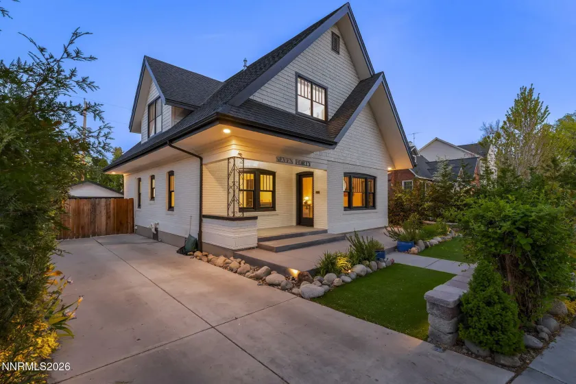 740 Manor, Reno, Nevada 89509, 4 Bedrooms Bedrooms, ,2 BathroomsBathrooms,Residential,Residential,Manor,260005029