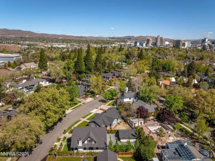 740 Manor, Reno, Nevada 89509, 4 Bedrooms Bedrooms, ,2 BathroomsBathrooms,Residential,Residential,Manor,260005029