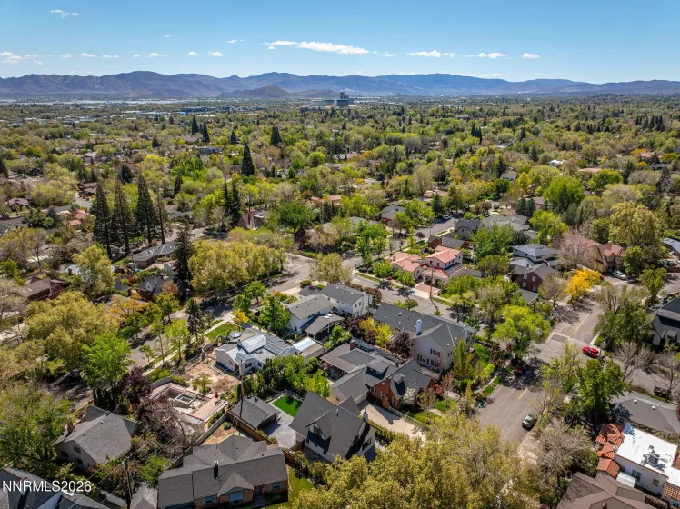 740 Manor, Reno, Nevada 89509, 4 Bedrooms Bedrooms, ,2 BathroomsBathrooms,Residential,Residential,Manor,260005029