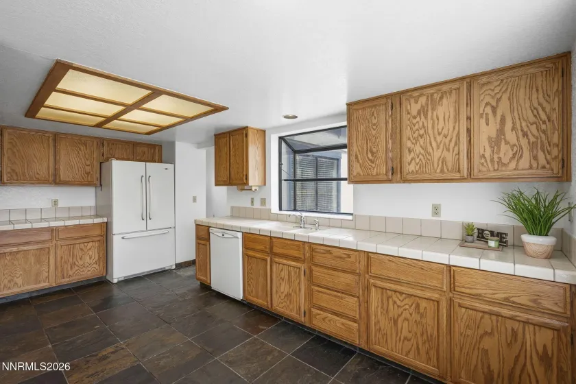 5560 Rainbow Ridge, Reno, Nevada 89523, 4 Bedrooms Bedrooms, ,3 BathroomsBathrooms,Residential,Residential,Rainbow Ridge,260005030