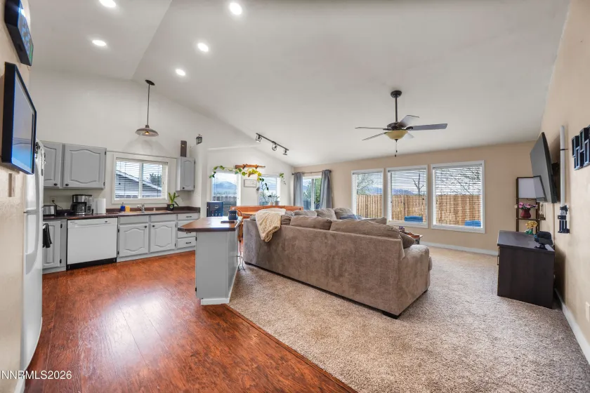 649 National, Winnemucca, Nevada 89445, 3 Bedrooms Bedrooms, ,2 BathroomsBathrooms,Residential,Residential,National,260005033