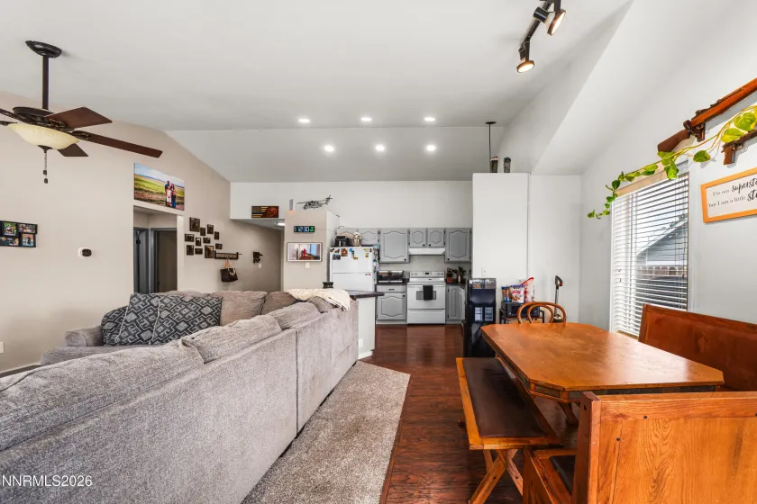 649 National, Winnemucca, Nevada 89445, 3 Bedrooms Bedrooms, ,2 BathroomsBathrooms,Residential,Residential,National,260005033