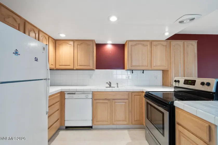 971 Fairway, Incline Village, Nevada 89451, 3 Bedrooms Bedrooms, ,3 BathroomsBathrooms,Residential,Residential,Fairway,260005031