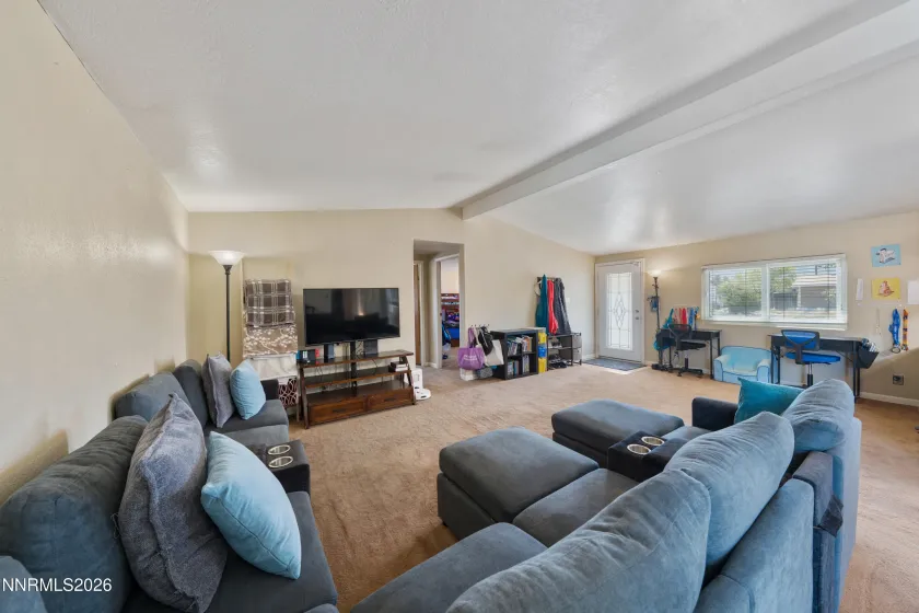 17505 Fantail, Reno, Nevada 89508, 3 Bedrooms Bedrooms, ,2 BathroomsBathrooms,Residential,Residential,Fantail,260005034