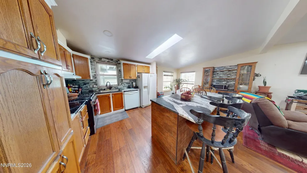 7100 Deer, Winnemucca, Nevada 89445, 2 Bedrooms Bedrooms, ,2 BathroomsBathrooms,Residential,Residential,Deer,260005035