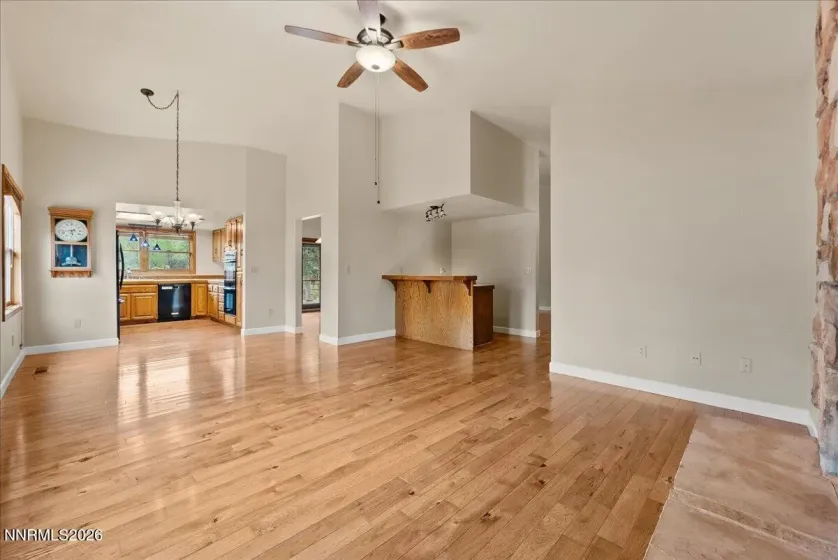 6304 Meadow Creek DR, Reno, Nevada 89519, 3 Bedrooms Bedrooms, ,2 BathroomsBathrooms,Residential,Residential,Meadow Creek DR,260005037