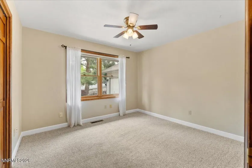 6304 Meadow Creek DR, Reno, Nevada 89519, 3 Bedrooms Bedrooms, ,2 BathroomsBathrooms,Residential,Residential,Meadow Creek DR,260005037