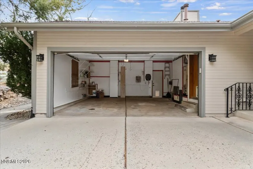 6304 Meadow Creek DR, Reno, Nevada 89519, 3 Bedrooms Bedrooms, ,2 BathroomsBathrooms,Residential,Residential,Meadow Creek DR,260005037