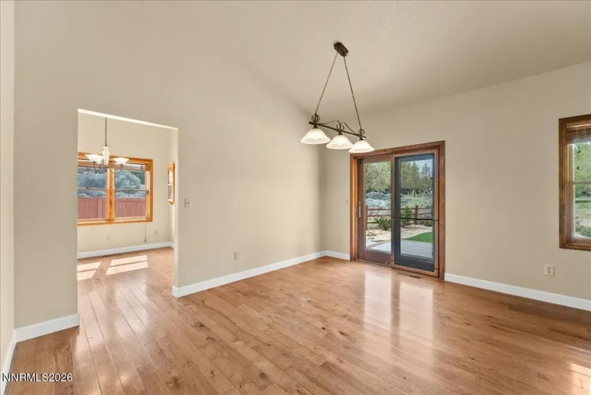 6304 Meadow Creek DR, Reno, Nevada 89519, 3 Bedrooms Bedrooms, ,2 BathroomsBathrooms,Residential,Residential,Meadow Creek DR,260005037