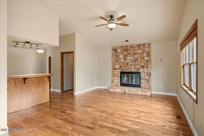 6304 Meadow Creek DR, Reno, Nevada 89519, 3 Bedrooms Bedrooms, ,2 BathroomsBathrooms,Residential,Residential,Meadow Creek DR,260005037