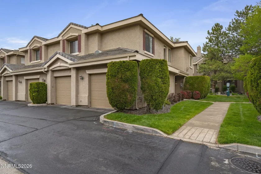 900 South Meadows, Reno, Nevada 89521, 3 Bedrooms Bedrooms, ,2 BathroomsBathrooms,Residential,Residential,South Meadows,260005039