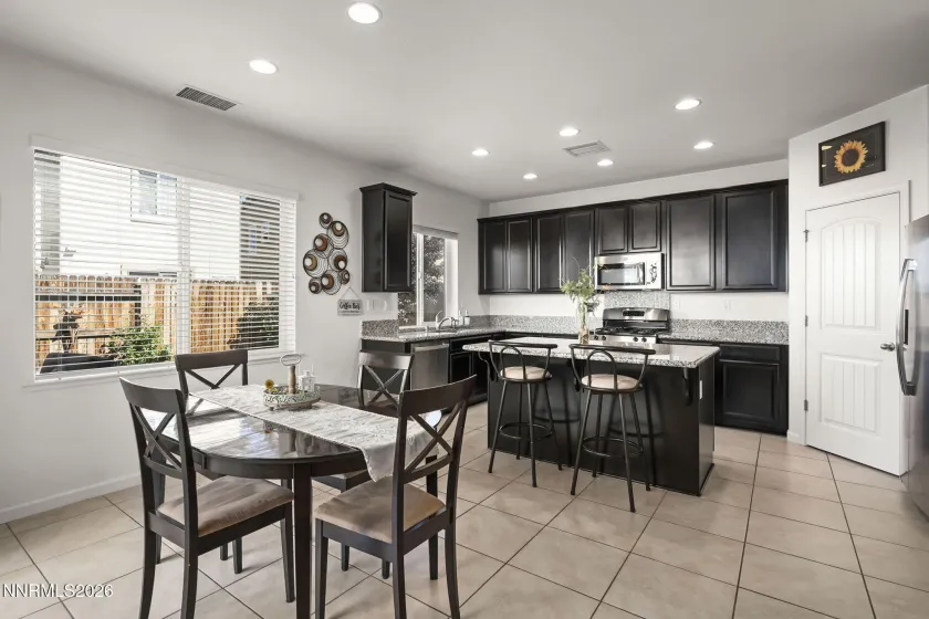 2125 Hope Valley, Reno, Nevada 89521, 3 Bedrooms Bedrooms, ,3 BathroomsBathrooms,Residential,Residential,Hope Valley,260005040