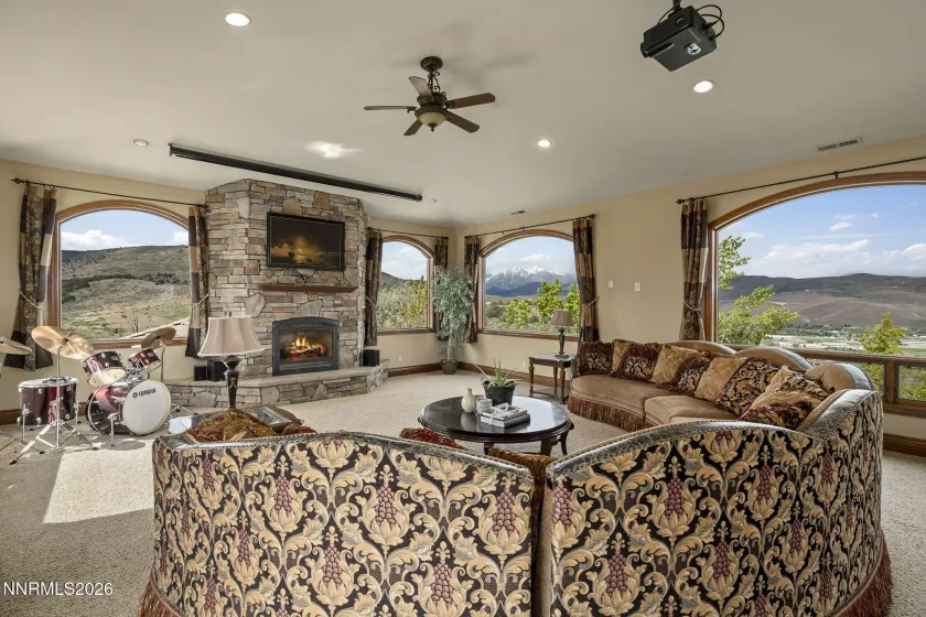 17300 Majestic View, Reno, Nevada 89521, 5 Bedrooms Bedrooms, ,5 BathroomsBathrooms,Residential,Residential,Majestic View,260005046