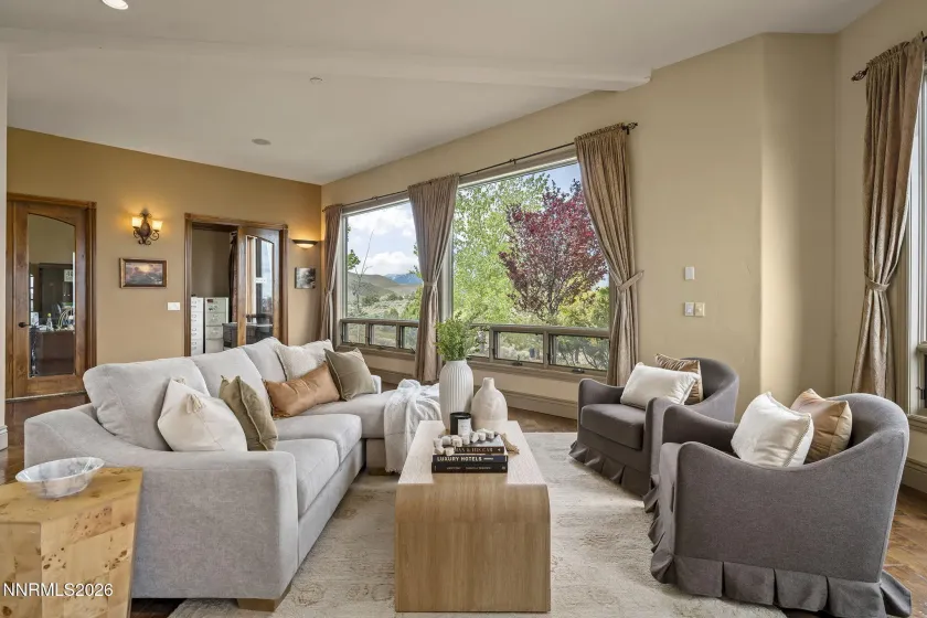 17300 Majestic View, Reno, Nevada 89521, 5 Bedrooms Bedrooms, ,5 BathroomsBathrooms,Residential,Residential,Majestic View,260005046