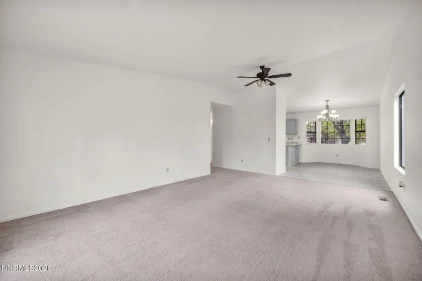 8614 Strutter, Reno, Nevada 89506, 3 Bedrooms Bedrooms, ,2 BathroomsBathrooms,Residential,Residential,Strutter,260005047