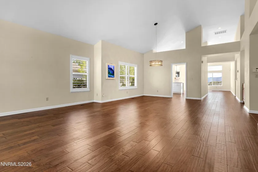 6089 Carriage House, Reno, Nevada 89519, 3 Bedrooms Bedrooms, ,2 BathroomsBathrooms,Residential,Residential,Carriage House,260005049