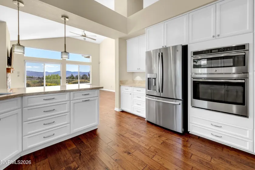 6089 Carriage House, Reno, Nevada 89519, 3 Bedrooms Bedrooms, ,2 BathroomsBathrooms,Residential,Residential,Carriage House,260005049