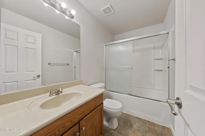 18382 Narrowleaf, Reno, Nevada 89508, 4 Bedrooms Bedrooms, ,2 BathroomsBathrooms,Residential,Residential,Narrowleaf,260005050