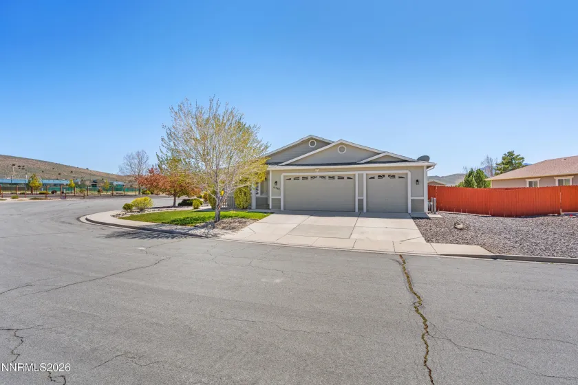 18382 Narrowleaf, Reno, Nevada 89508, 4 Bedrooms Bedrooms, ,2 BathroomsBathrooms,Residential,Residential,Narrowleaf,260005050