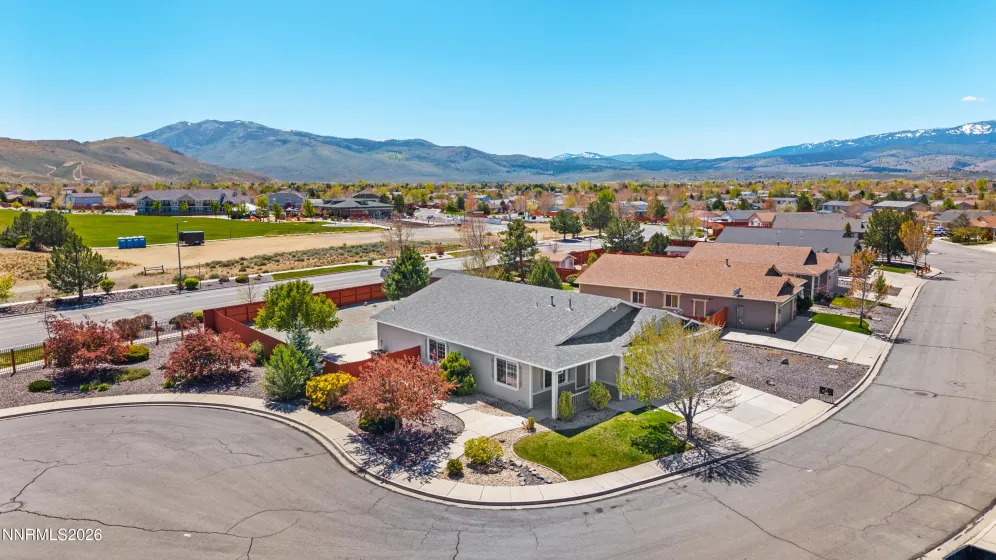 18382 Narrowleaf, Reno, Nevada 89508, 4 Bedrooms Bedrooms, ,2 BathroomsBathrooms,Residential,Residential,Narrowleaf,260005050