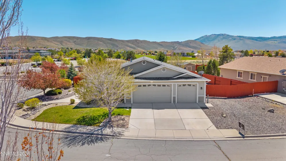 18382 Narrowleaf, Reno, Nevada 89508, 4 Bedrooms Bedrooms, ,2 BathroomsBathrooms,Residential,Residential,Narrowleaf,260005050