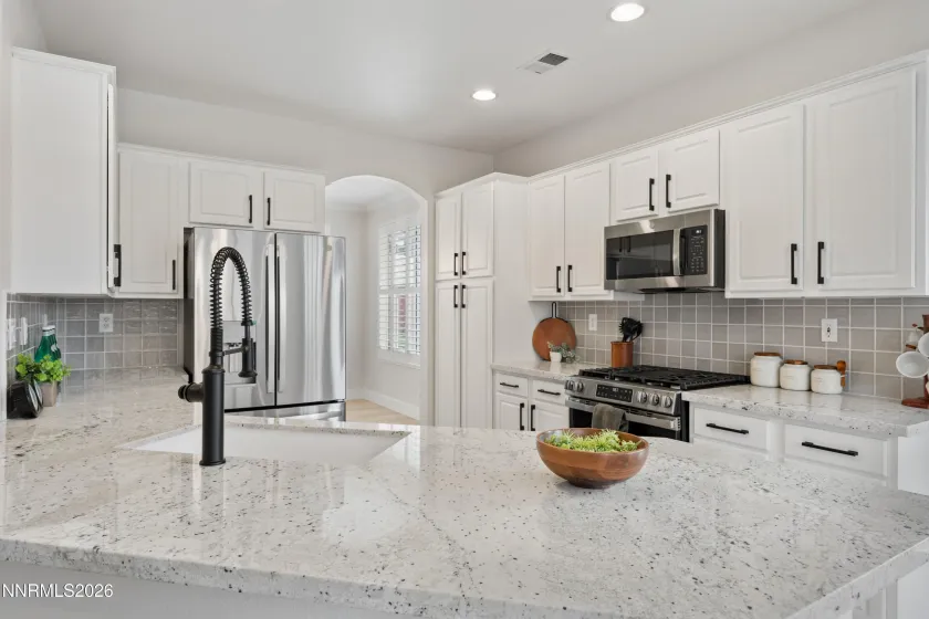 1682 Iron Mountain, Reno, Nevada 89521, 3 Bedrooms Bedrooms, ,2 BathroomsBathrooms,Residential,Residential,Iron Mountain,260005052