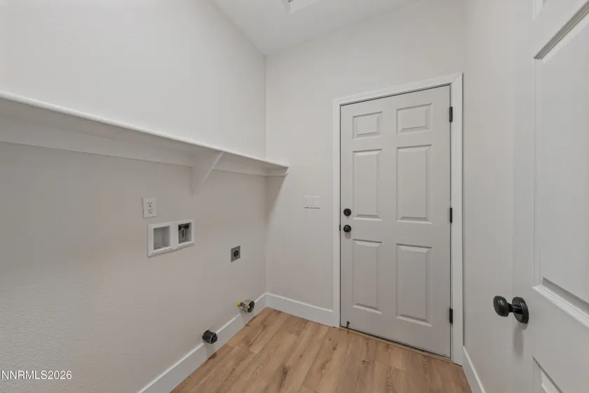 1682 Iron Mountain, Reno, Nevada 89521, 3 Bedrooms Bedrooms, ,2 BathroomsBathrooms,Residential,Residential,Iron Mountain,260005052