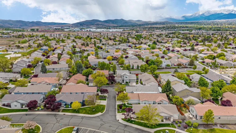 1682 Iron Mountain, Reno, Nevada 89521, 3 Bedrooms Bedrooms, ,2 BathroomsBathrooms,Residential,Residential,Iron Mountain,260005052