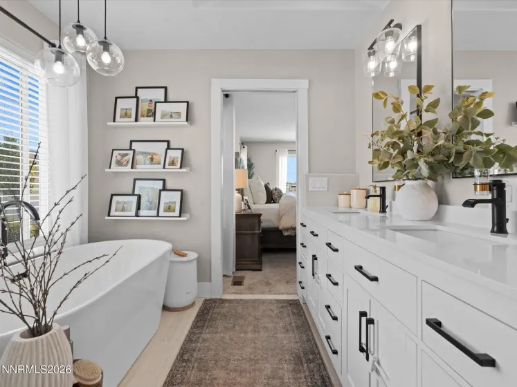 190 Mc Clellan, Washoe Valley, Nevada 89704, 4 Bedrooms Bedrooms, ,2 BathroomsBathrooms,Residential,Residential,Mc Clellan,260005054