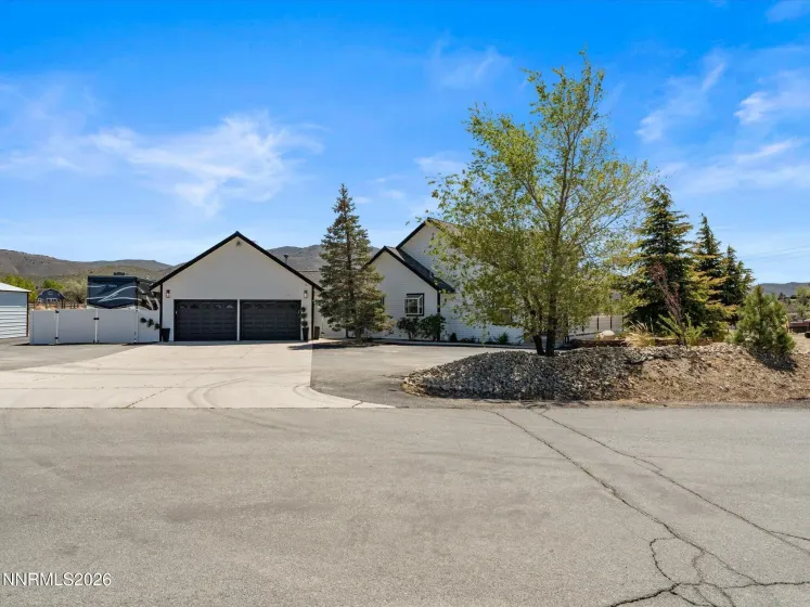 190 Mc Clellan, Washoe Valley, Nevada 89704, 4 Bedrooms Bedrooms, ,2 BathroomsBathrooms,Residential,Residential,Mc Clellan,260005054